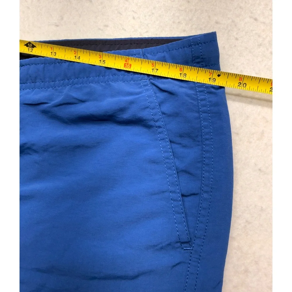LL Bean Mens Blue Cargo Swim Trunks Mesh Lined Shorts Size Medium 256554